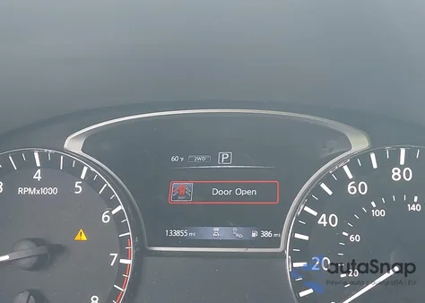 2018 Nissan Pathfinder Sl из США, поврежденный, VIN 5N1DR2MM8JC649136